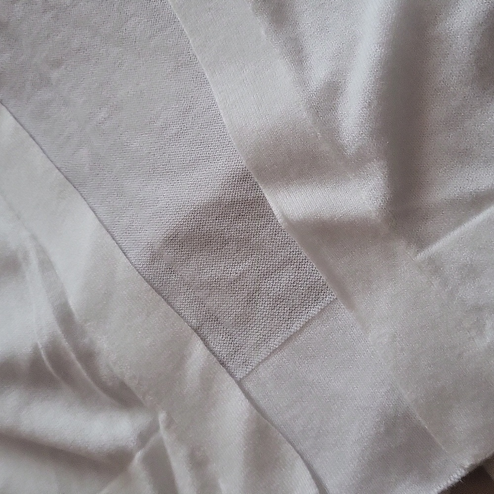 Old Navy White Cardigan Sweater Lightweight Knit - Picture 3 of 4